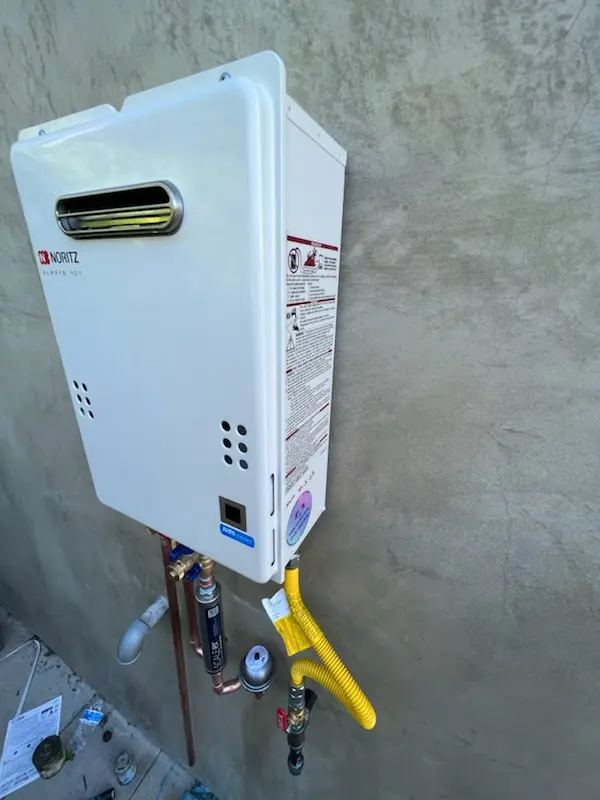 Tankless water heater installation for Newberg homes